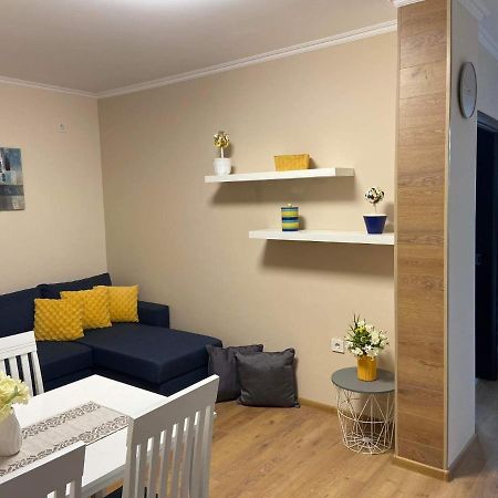 Flowers Garden Apartment Wielkie Tyrnowo Zewnętrze zdjęcie